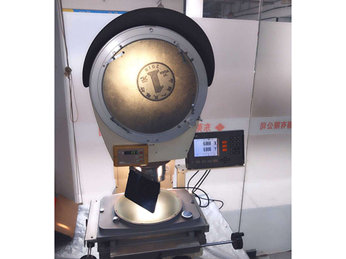 日本尼康投影仪V-1...