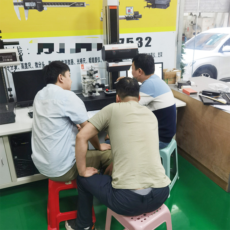 三丰轮廓度测试仪测试...